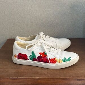 Kenneth Cole White Sneakers with Red Floral Embroidery